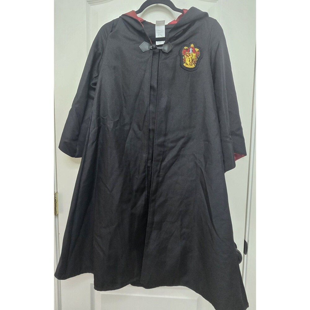 Harry Potter Gryffindor Wizard School Hooded Robe Cape Child Sized  Medium 7/8